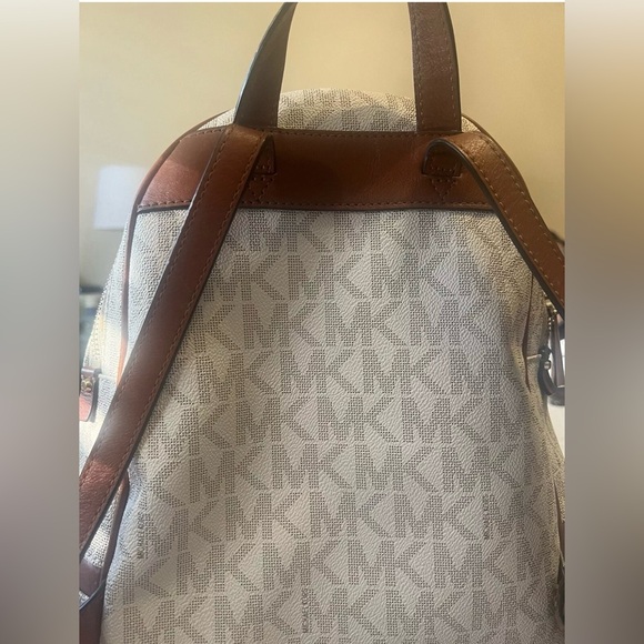 Michael Kors Medium Backpack - Picture 4 of 5